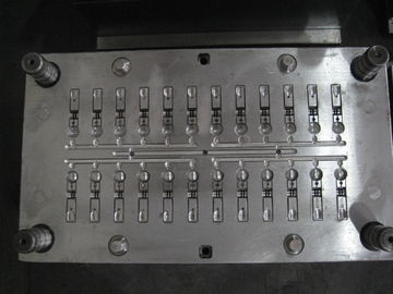 冷たく/熱いランナーの自動射出成形機械多キャビティH45 - 52硬度
